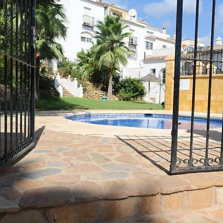 A Place Under The Sun And Near The Water Torremuelle Exterior foto